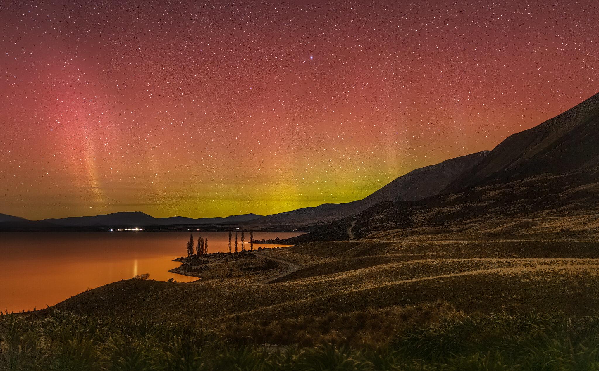 Aurora over Lake Ohau
